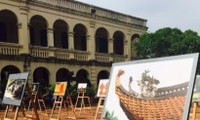 Pameran foto dengan tema “Rindu-Hanoi rindu”