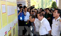 Pameran foto “Truong Sa- laut dan pulau Tanah Air”