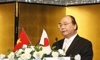 PM Nguyen Xuan Phuc menghadiri Konferensi  promosi investasi Vietnam di Jepang