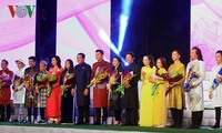  Pesta “Ao Dai” Kota Ho Chi Minh yang ke-5 : Keindahan Ao Dai Vietnam