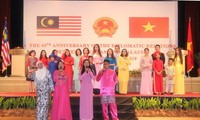  Peringatan ultah ke-45 penggalangan hubungan diplomatik Vietnam-Malaysia