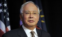  PM  Malaysia mengumumkan program pemilihan