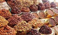 Perkenalan VOV5 tentang buah Kurma yang sangat digemari di Vietnam pada Hari Raya Tet