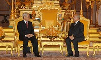 Vietnam, Cambodia issue a joint statement