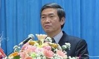 Senior Party official meets heads of Vietnamese delegation abroad 