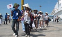 Da Nang welcomes the first ships of the New Year