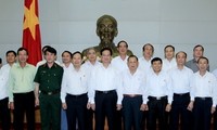 Prime Minister Nguyen Tan Dung visits Vietnam War Veterans' Association