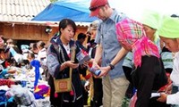 Tourists treated to New Year Eve buffet