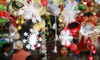 Hanoi streets lit up as merry Christmas comes