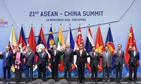 PM calls on ASEAN, China to promote dialogues, build trust, uphold international law