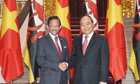 Prime Minister calls for more maritime cooperation with Brunei