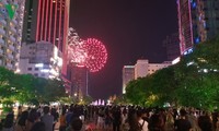 Vietnam marks Reunification Day with fireworks display