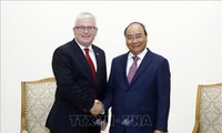 Prime Minister receives outgoing Australian Ambassador