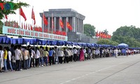 Live TV program “Song of unity” marks 50 years of President Ho Chi Minh’s testament 