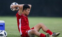 Dinh Trong comfortably rehabilitating