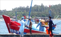 Four fishermen sunk by Chinese coast guard ship get ashore safely 