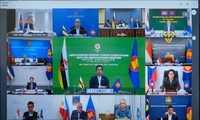 ASEAN adopts 10 priorities of economic cooperation