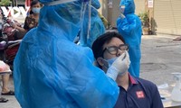 Vietnam’s daily COVID-19 infections drop by 1,000