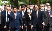 Japanese media headlines Prime Minister Kishida Fumio's Vietnam visit 