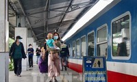 Hanoi-Hai Phong trains to be operated daily at Hanoi station