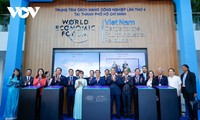 Vietnam inaugurates Center for the Fourth Industrial Revolution 