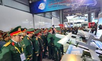 International aerospace players jockey for Vietnam defense sales: flightglobal.com