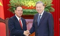 Public security cooperation a pillar of Vietnam-Laos relationship: Party leader