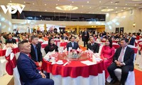 PM celebrates Lunar New Year with Vietnamese community in Czech Republic 