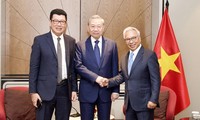 Party General Secretary receives leaders of large Indonesian businesses