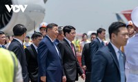 China’s top leader arrives in Hanoi for State visit to Vietnam