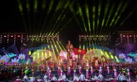 National festival honors President Ho Chi Minh and his home village