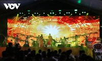 Thousands join Vietnam-US Friendship Festival in Da Nang