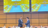 Vietnam hands over chairmanship of Asia-Pacific Group in Vienna to India