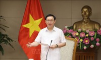 王庭惠会见中国太平保险集团董事长罗熹