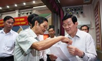 State President meets with voters in Ho Chi Minh city