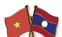 Vietnam’s Party leader receives Laos Deputy Prime Minister