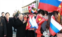 Vietnam, Russia Communist Parties enhance cooperation 