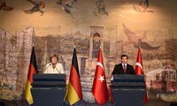 Turkey to join Germany in dealing with messy migrant crisis