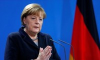 German Chancellor: migrant crisis needs to be resolved promptly 