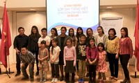 First Vietnamese language class opens in Netherlands