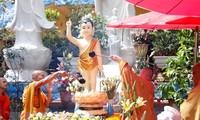 Vietnamese abroad celebrate Vesak Day