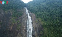 The adventurous path through Ngu Ho to Do Quyen waterfall