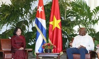 Vietnam, Cuba boost economic ties