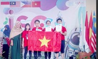 Vietnamese students win 4 gold medals at 2019 International Science Competition