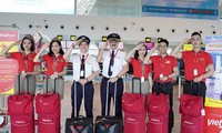 Vietjet offers passengers free COVID-19 insurance