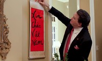 New US Ambassador extends Tet greetings through calligraphy works