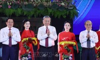 Khai mạc Lễ hội Làng Sen toàn quốc 2025