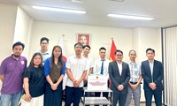 Tổng Lãnh sự quán Việt Nam tại Osaka phát động ủng hộ đồng bào bị ảnh hưởng do cơn bão số 10  (Bualoi)