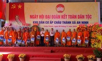 Chủ tịch Quốc hội Trần Thanh Mẫn dự Ngày hội Đại đoàn kết dân tộc ở Cần Thơ