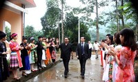 Politburo member Le Hong Anh works in Ha Giang